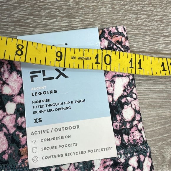 NWT FLX Ascent 7/8 Legging High Rise Lilac Mosaic Print XS - Picture 10 of 15